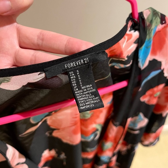 Floral sheer cover up - Picture 6 of 6